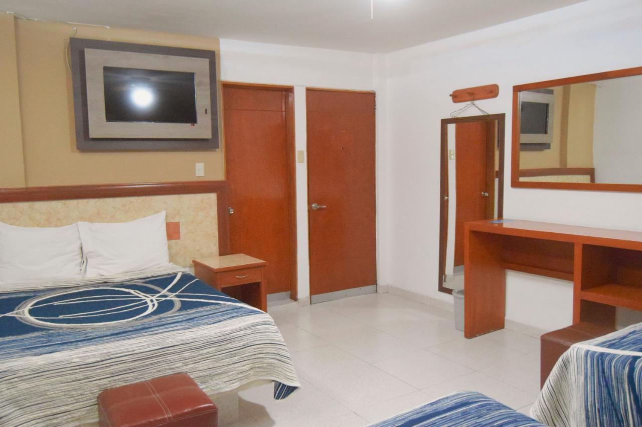 Hotel Niza Zona Piel Леон Экстерьер фото