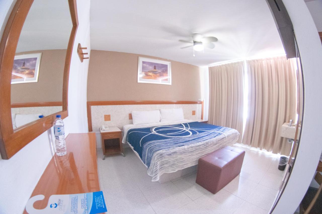 Hotel Niza Zona Piel Леон Экстерьер фото