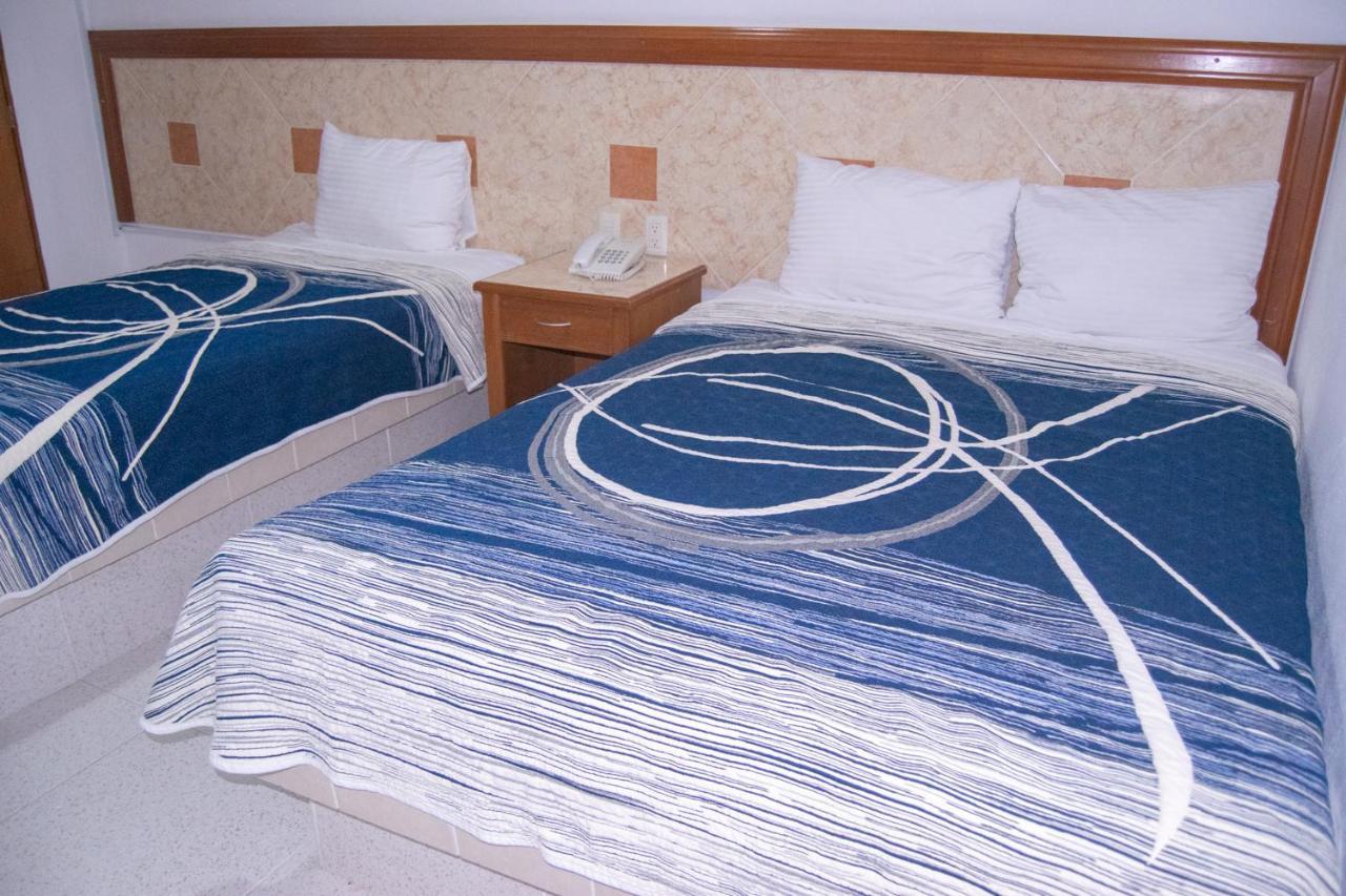Hotel Niza Zona Piel Леон Экстерьер фото