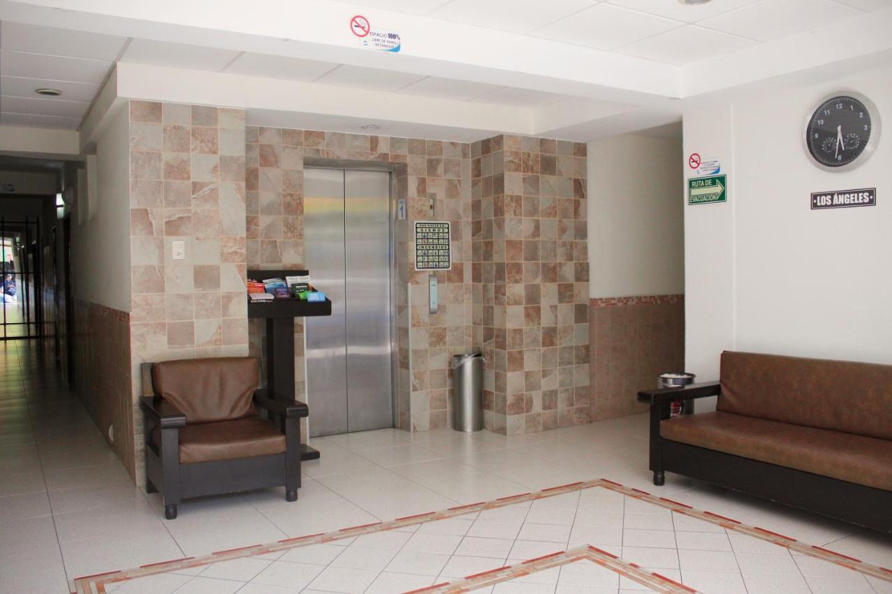 Hotel Niza Zona Piel Леон Экстерьер фото